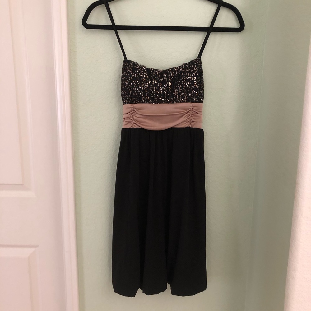 Juniors black & gold sequin party dress size small
